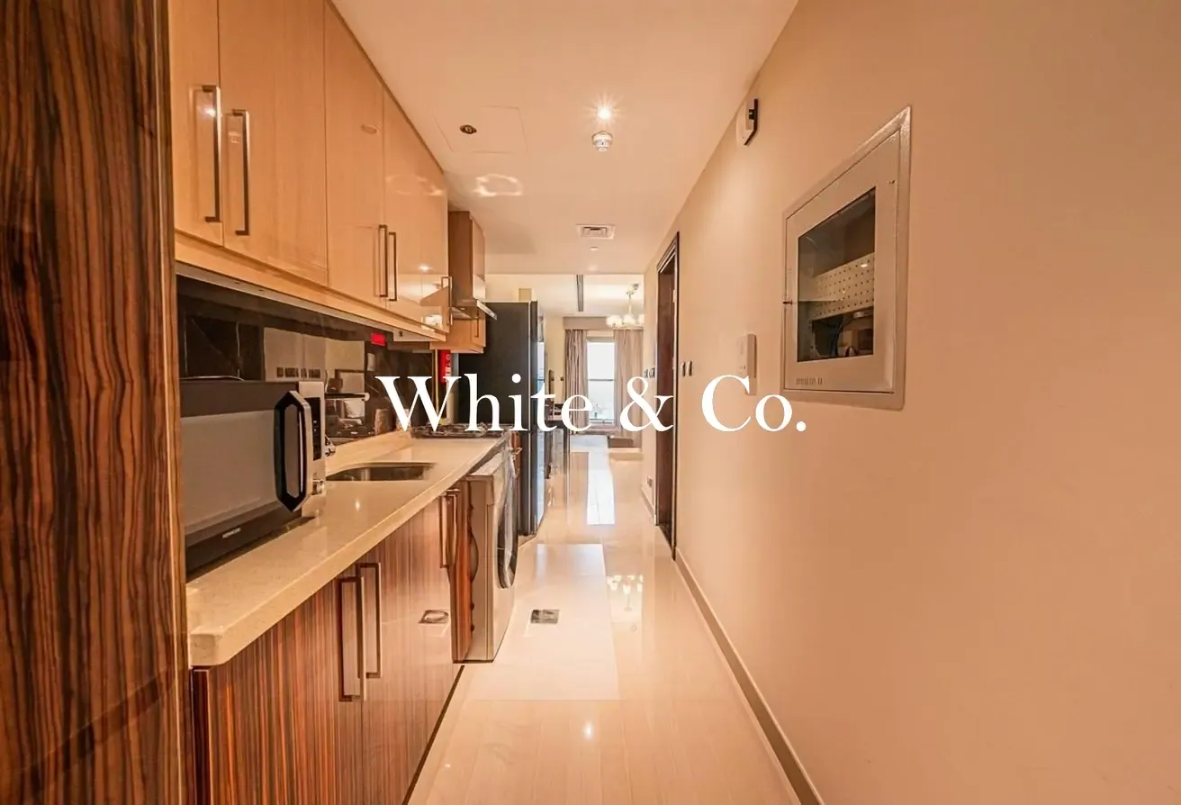 FULLY FURNISHED | CANAL VIEW | VACANT SOON