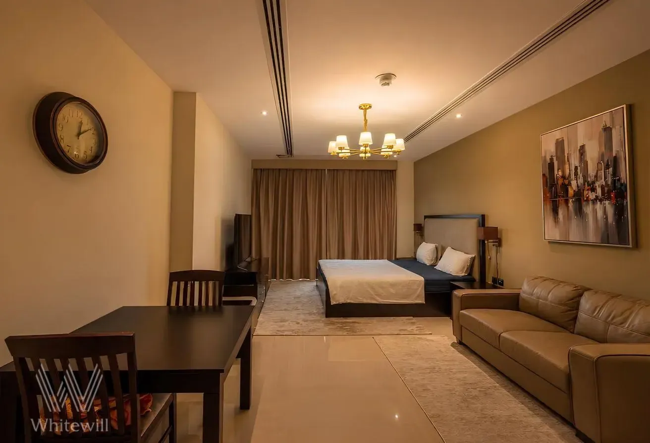 Fully Furnished and Fitted | Vacant on Transfer