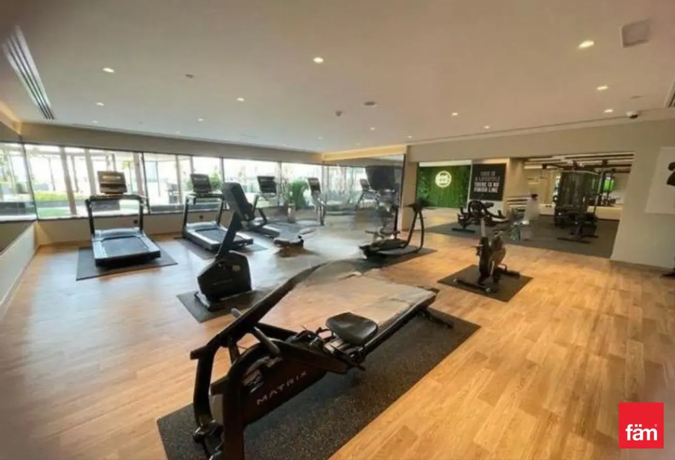 Spacious Studio | Canal View | Great Investment
