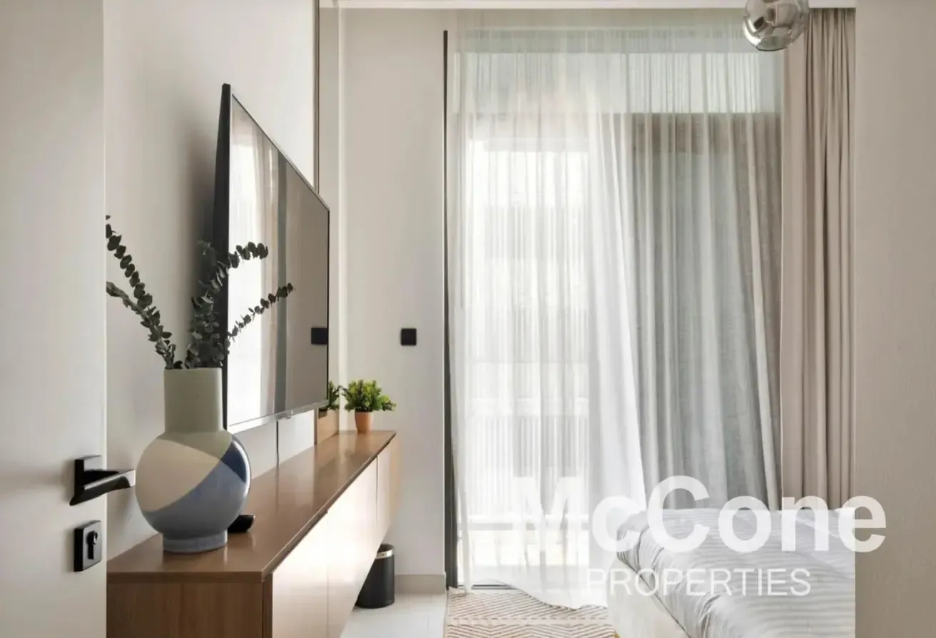 Fully Furnished | Sea View | Huge Layout