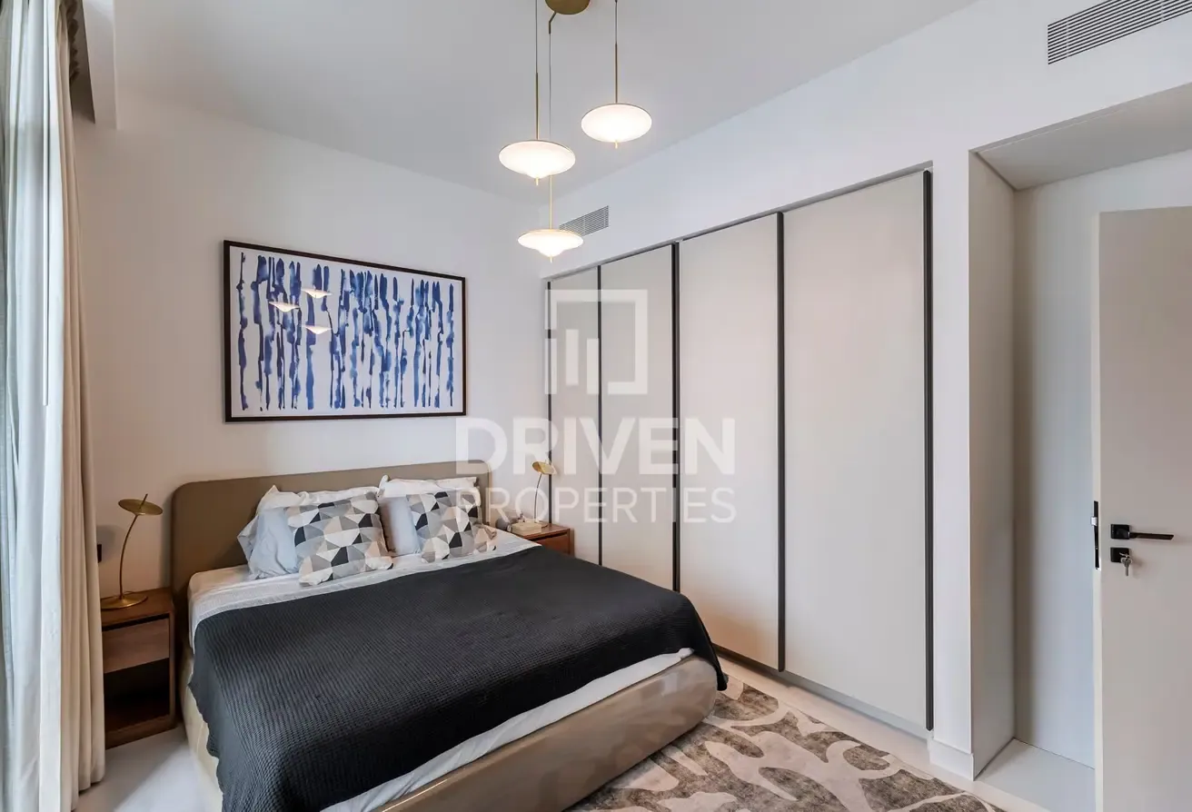 Ready to Move in | Partial Sea Views | Modern Apt