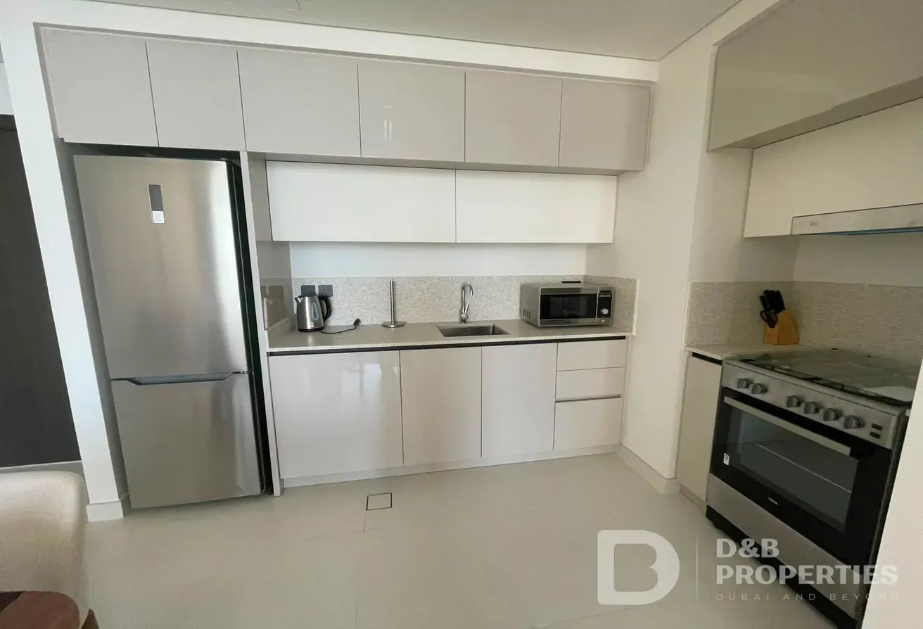 Premium 1 Bed | High Floor | Emaar Beachfront