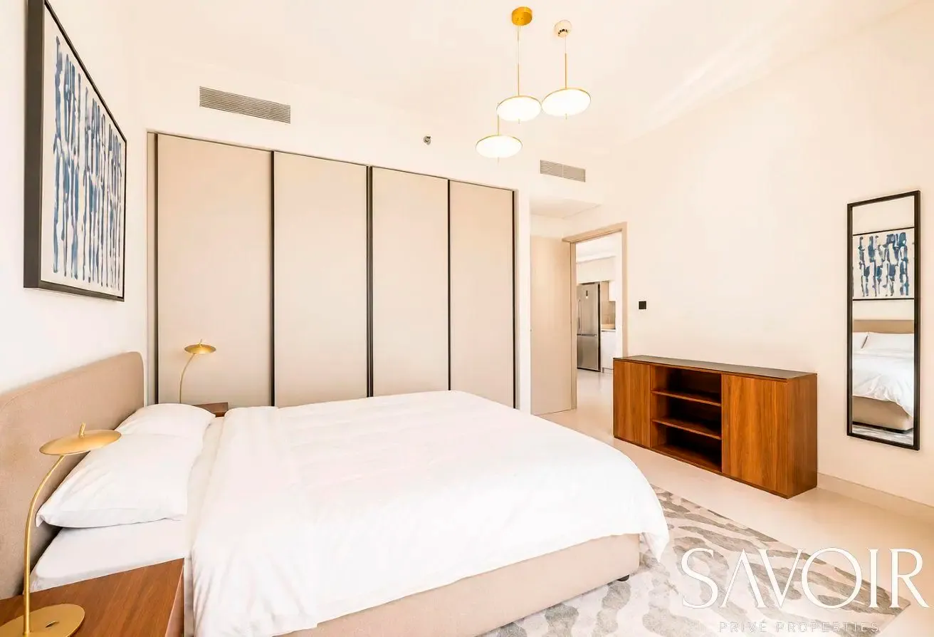 Sea View / Furnished / Wheel in Suitcases