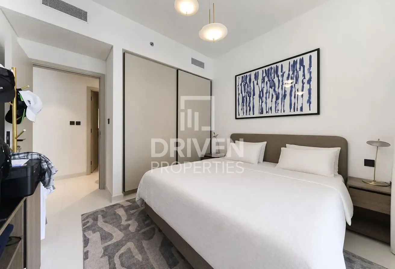 Dynamic Area  | Furnished Apt | Marina View