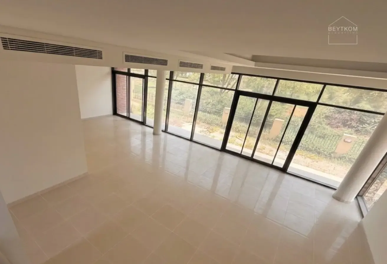 5BR Villa | Large Corner Plot | Brand New