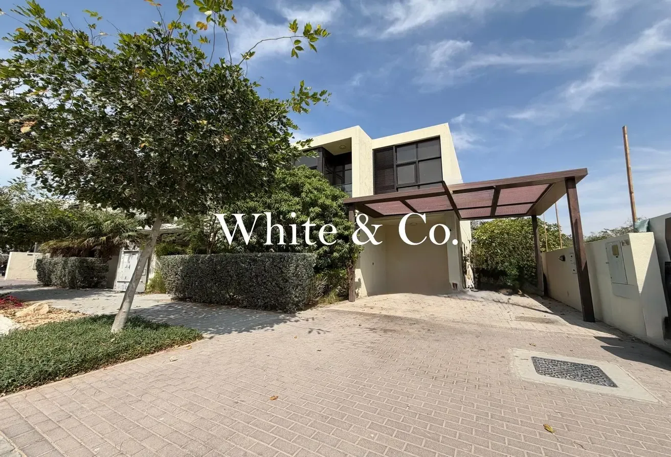 PARK BACKING | UPGRADED | MOTIVATED SELLER