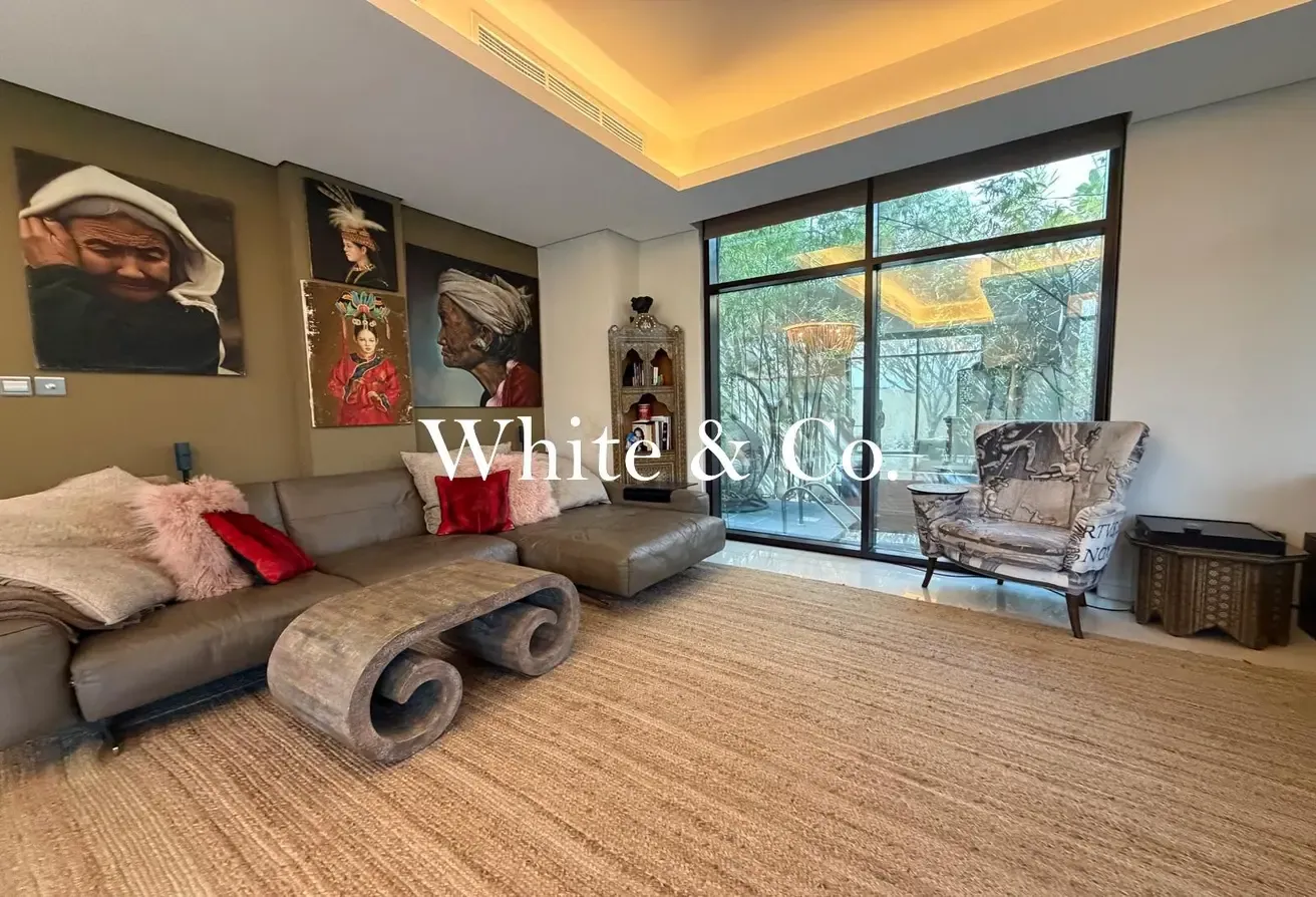 PARK BACKING | UPGRADED | MOTIVATED SELLER