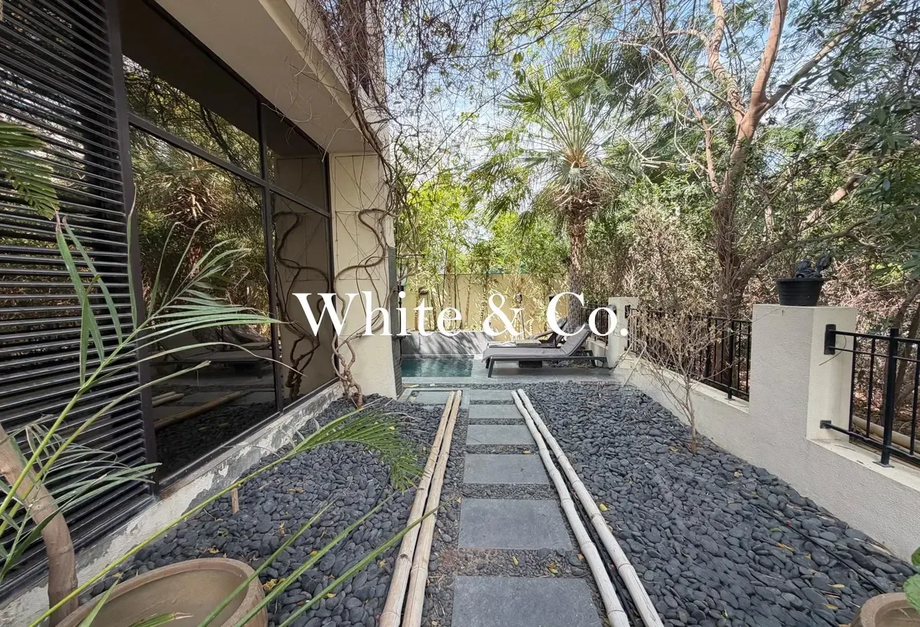 PARK BACKING | UPGRADED | MOTIVATED SELLER