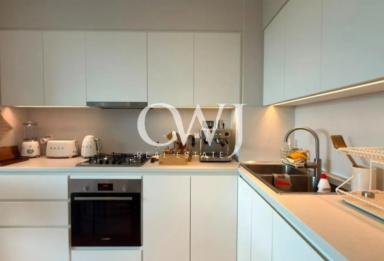 Full Park View | Fully Furnished | Upgraded