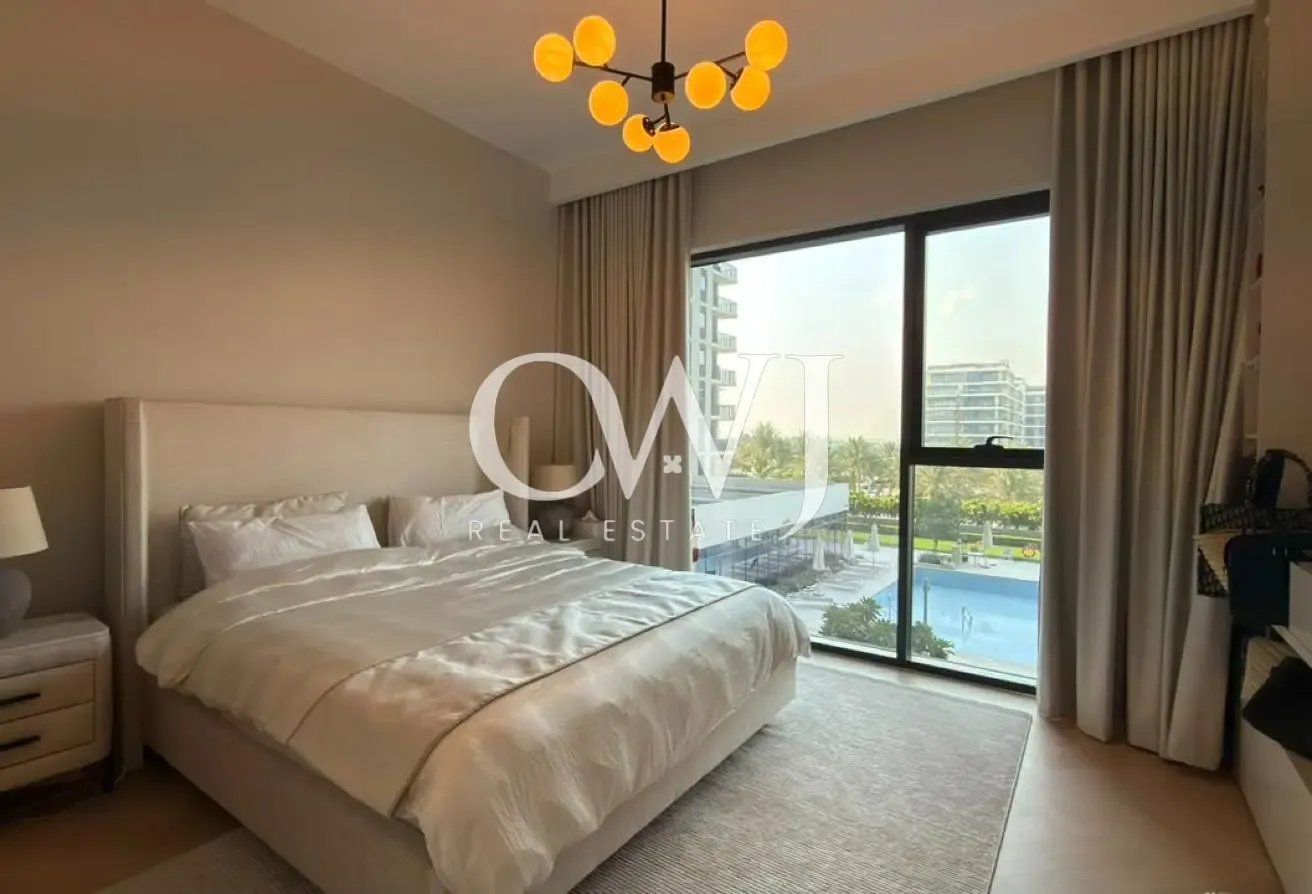 Full Park View | Fully Furnished | Upgraded