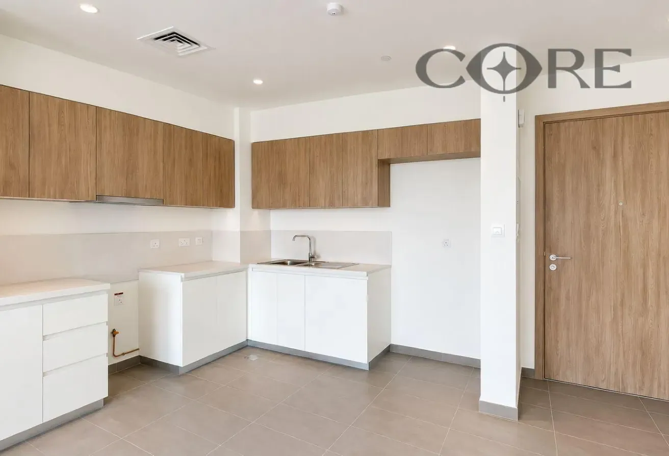 MIDFLOOR | MOTIVATED SELLER | SEMI-FURNISHED