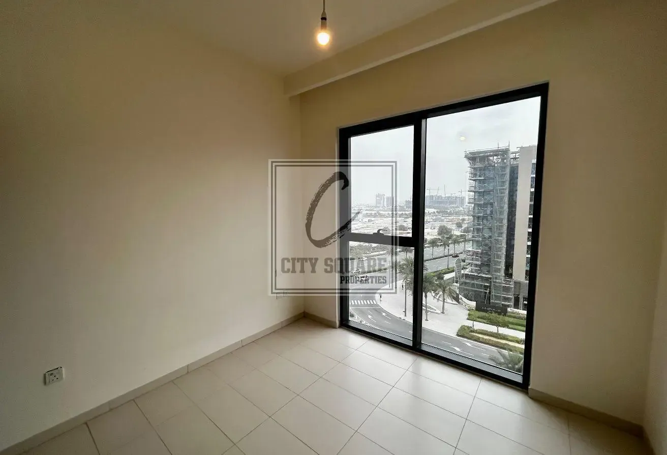 Vacant soon I Boulevard view I Spacious layout