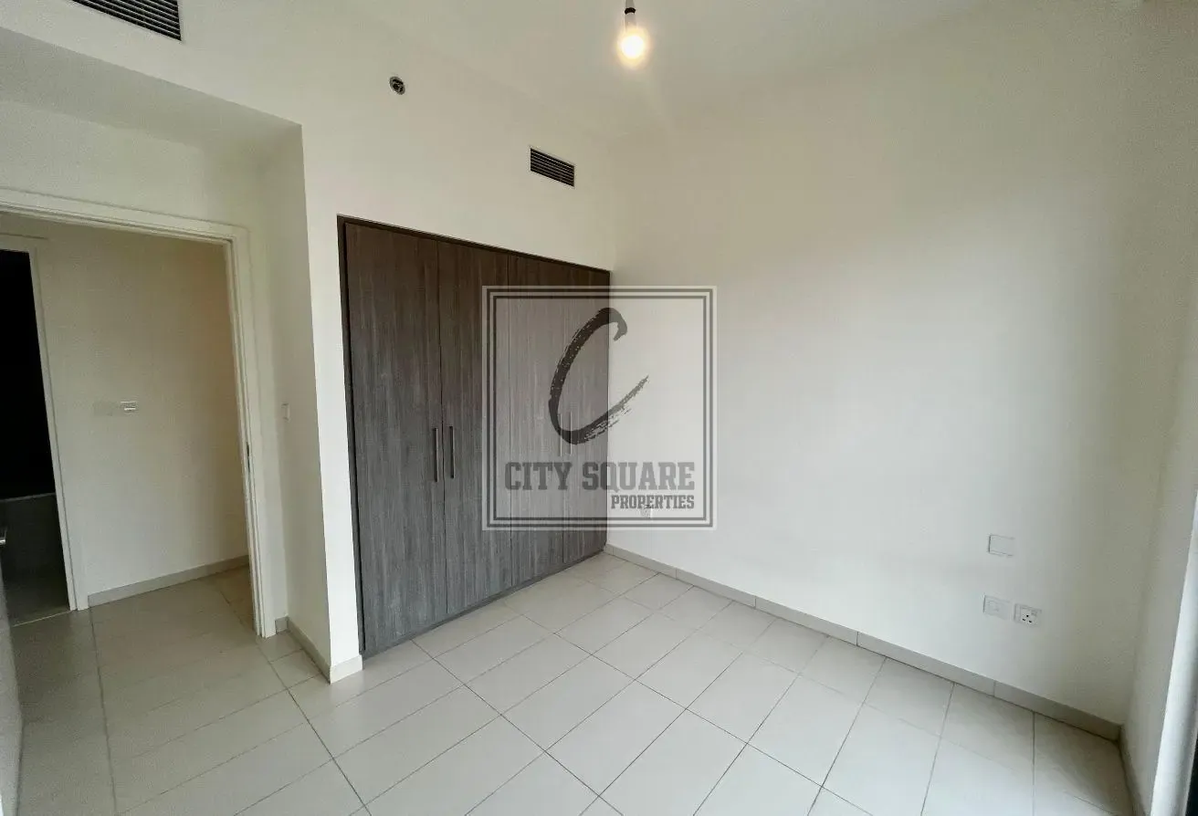 Vacant soon I Boulevard view I Spacious layout
