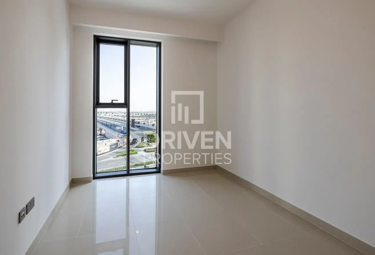 Exclusive Cozy Unit Overlooking Community Views