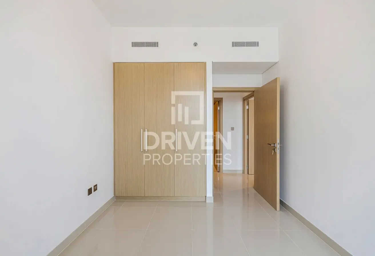 Exclusive Cozy Unit Overlooking Community Views