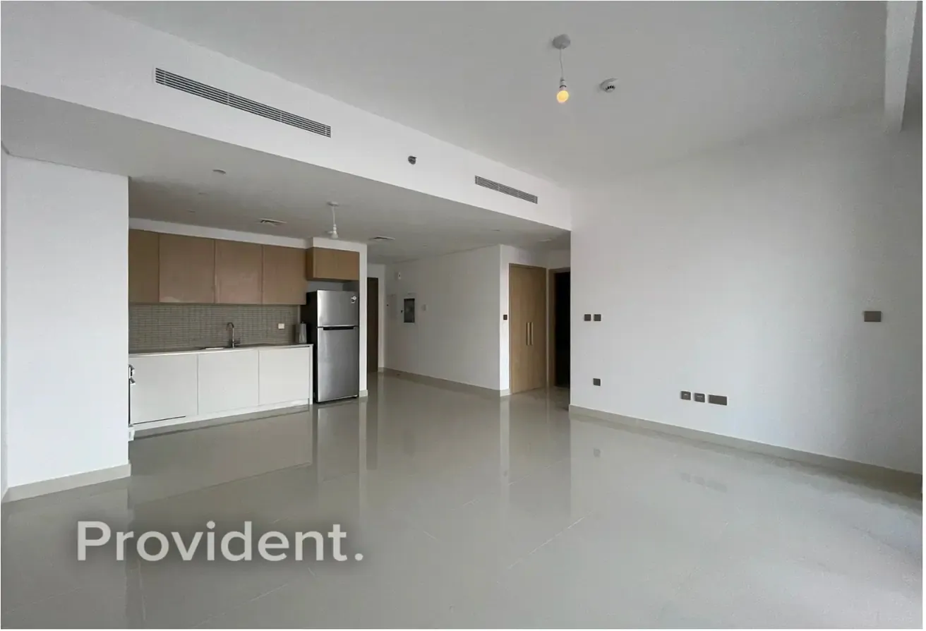 High Floor | Negotiable | Large Layout