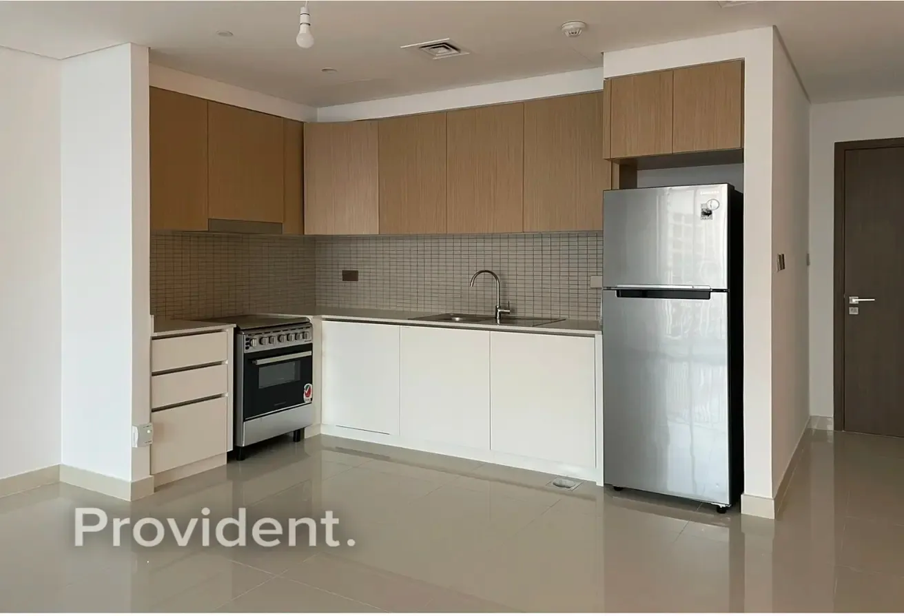 High Floor | Negotiable | Large Layout