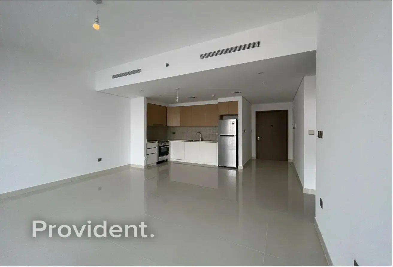 High Floor | Negotiable | Large Layout