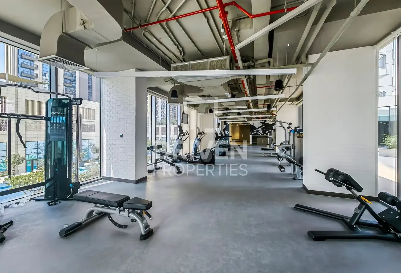 Modern Unit | High Floor | Garden and Sea View
