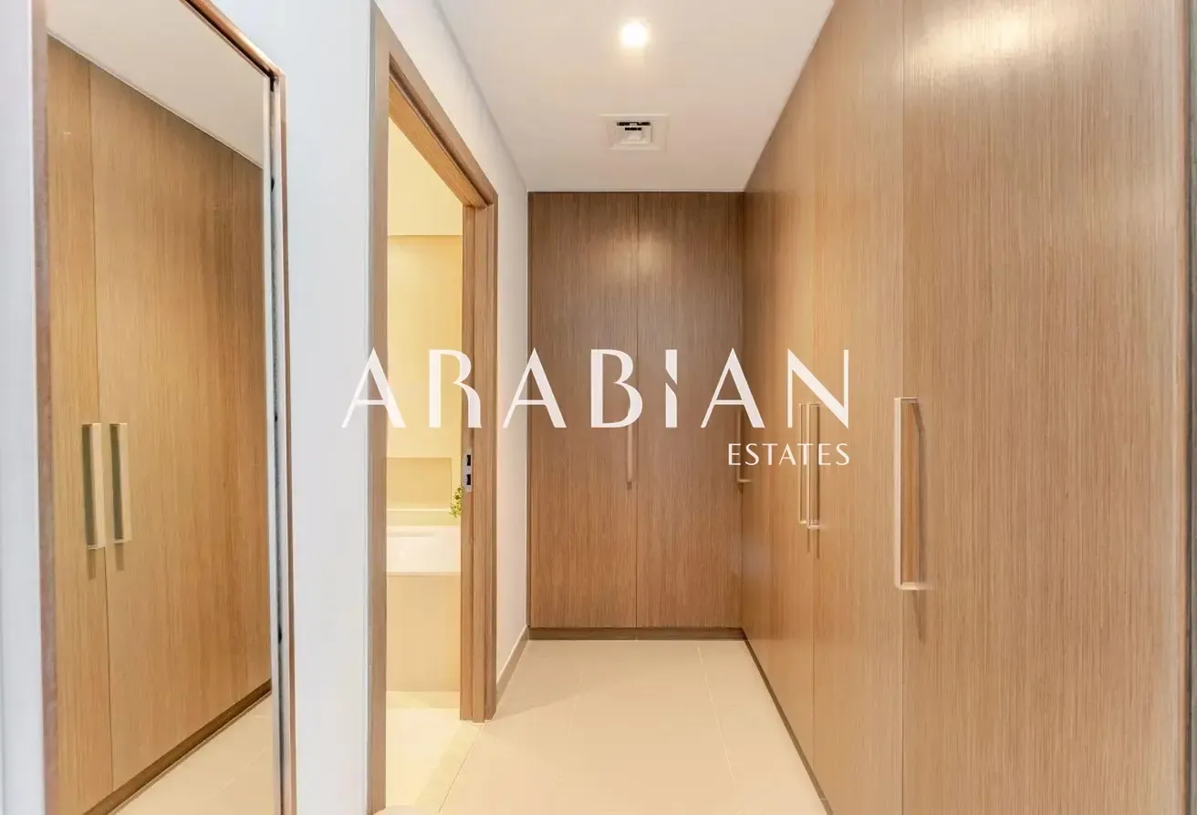 Burj Khalifa View | Vacant | Large Layout