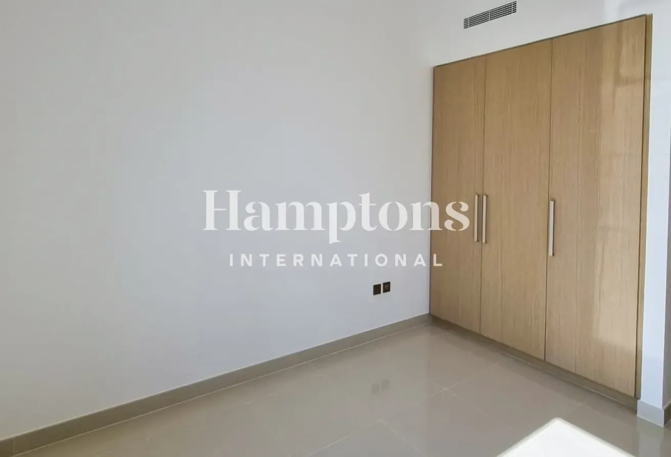 Summer Deal  |  Rented  |  Low Floor