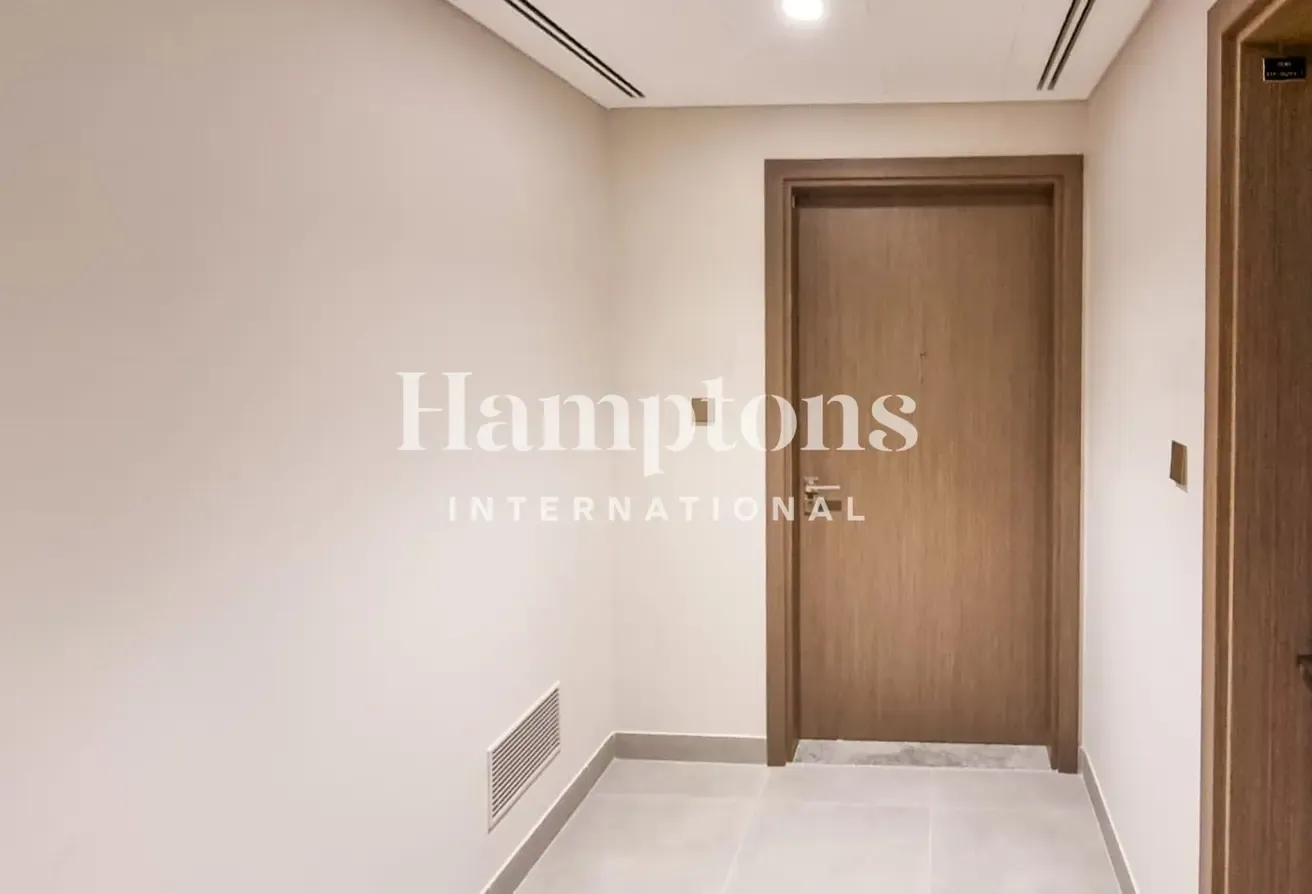 Summer Deal  |  Rented  |  Low Floor