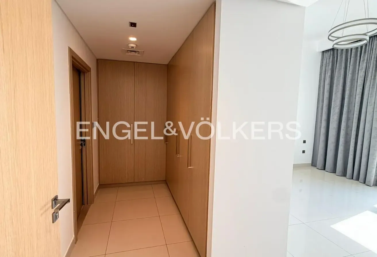 Low Floor | Motivated Seller | Vacant