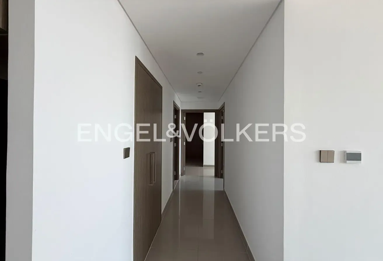 Higher Floor | Vacant | Water & Future Tower View