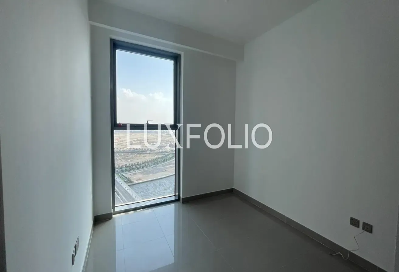 Vastu | High Floor | Vacant