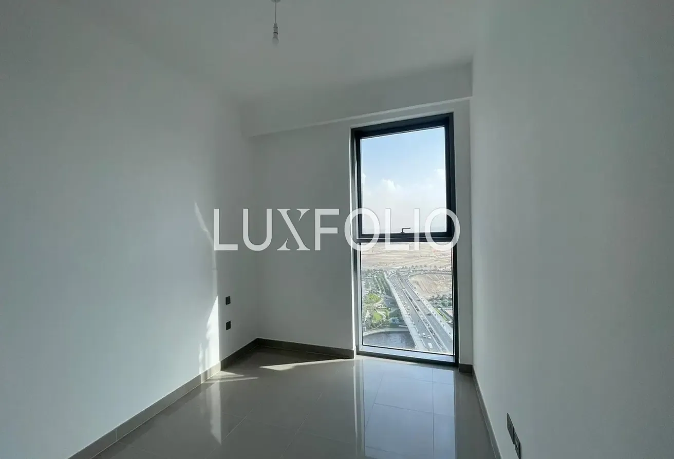 Vastu | High Floor | Vacant