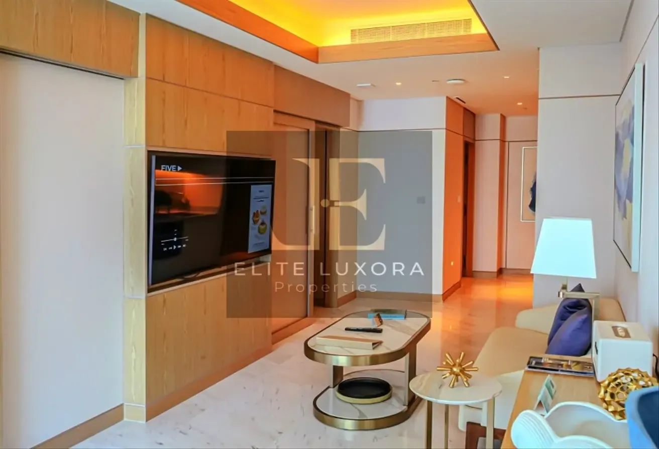 Mid Floor | Direct Beach Access | Luxury Furnished