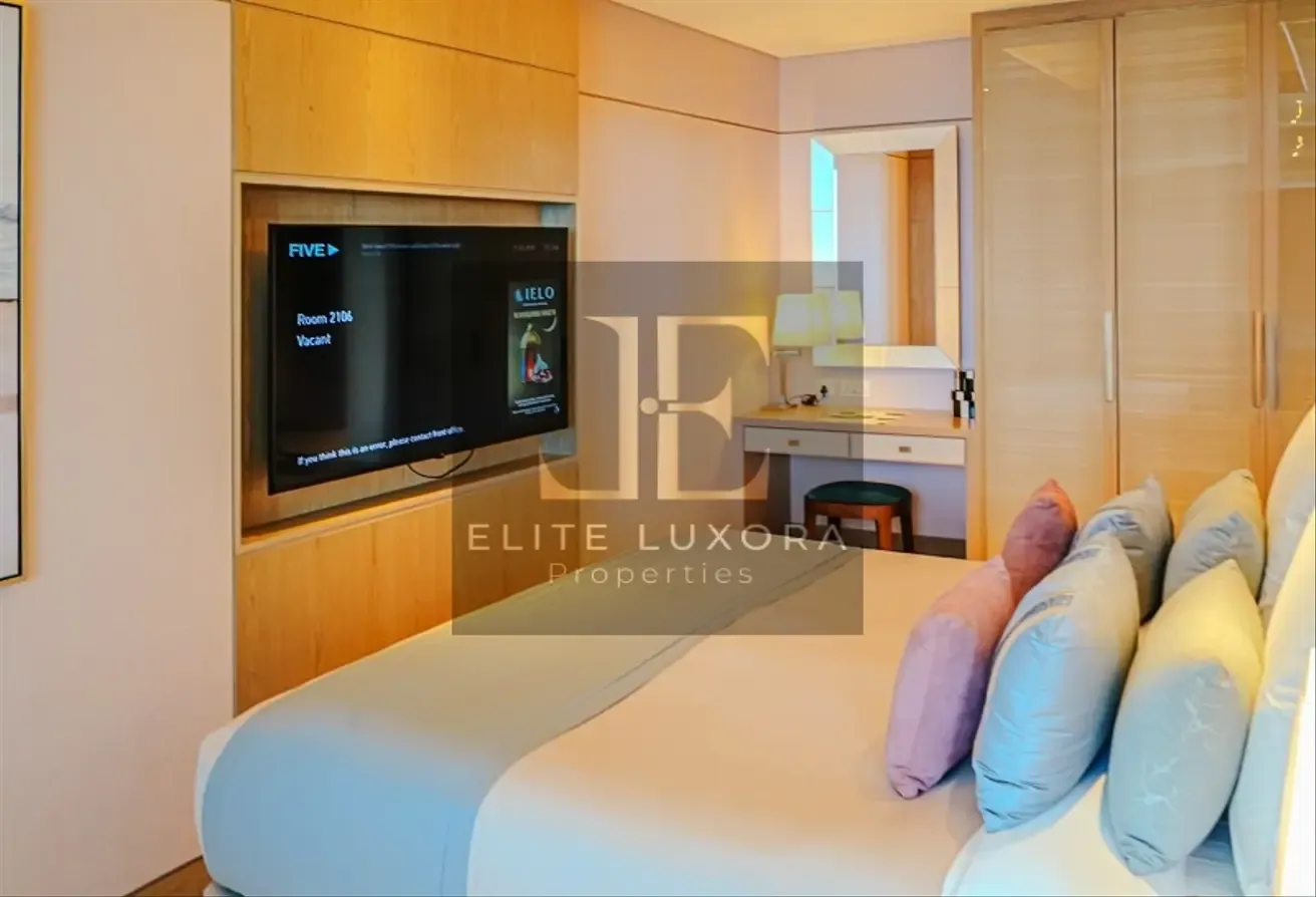 Mid Floor | Direct Beach Access | Luxury Furnished