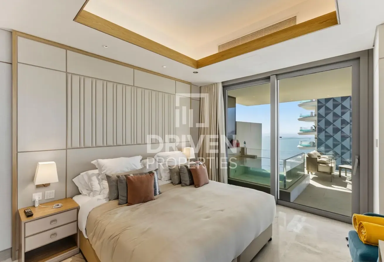 Corner | Largest Layout | High Floor Full Sea View