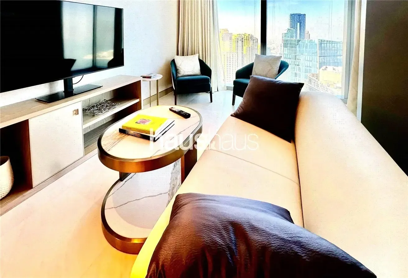 Private Pool | Large Layout | High Floor | Vacant