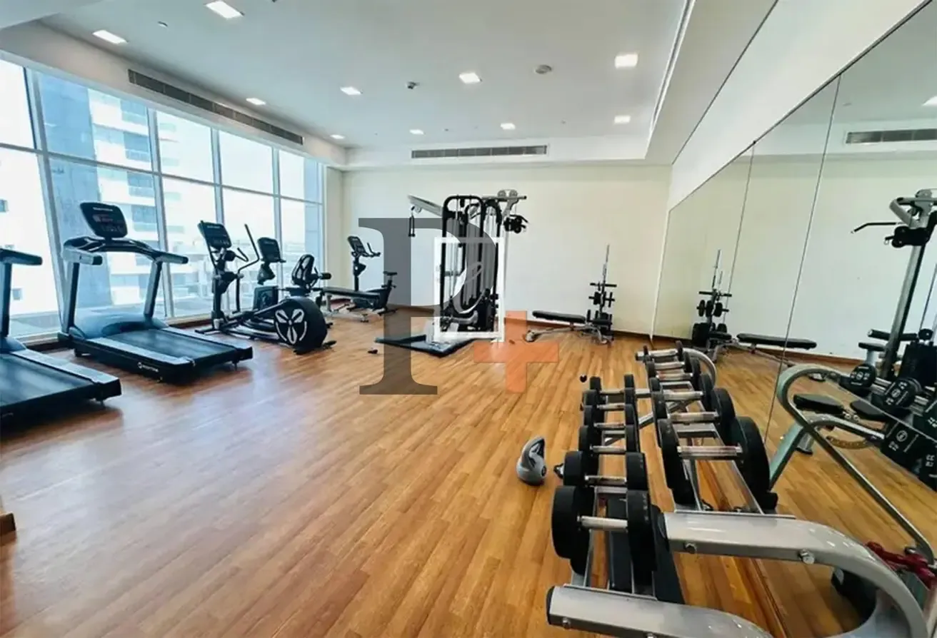 Spacious Unit | Mid Floor | Prime Location