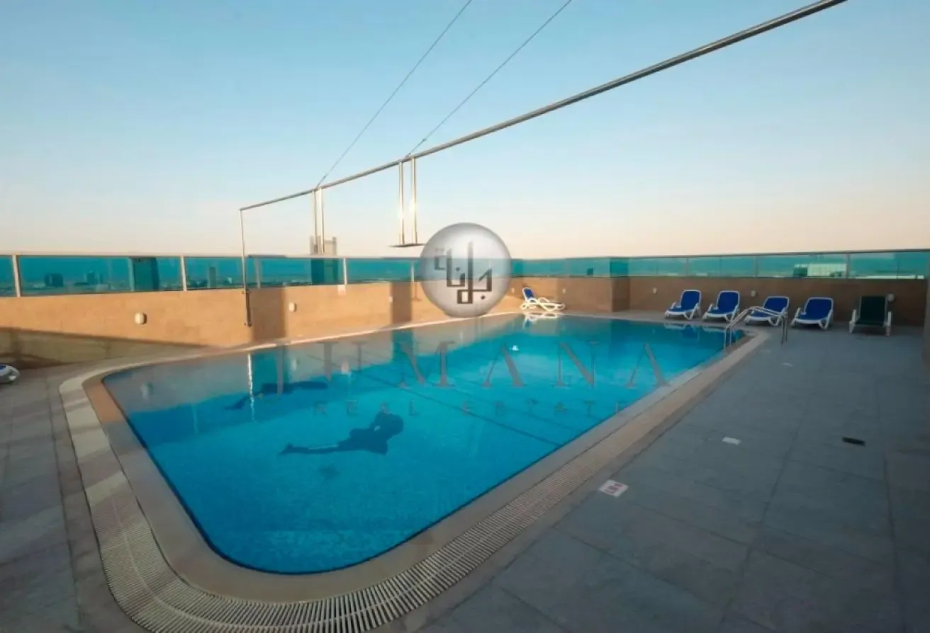 VACANT Elite 5 Studio Furnished lake view Balcony