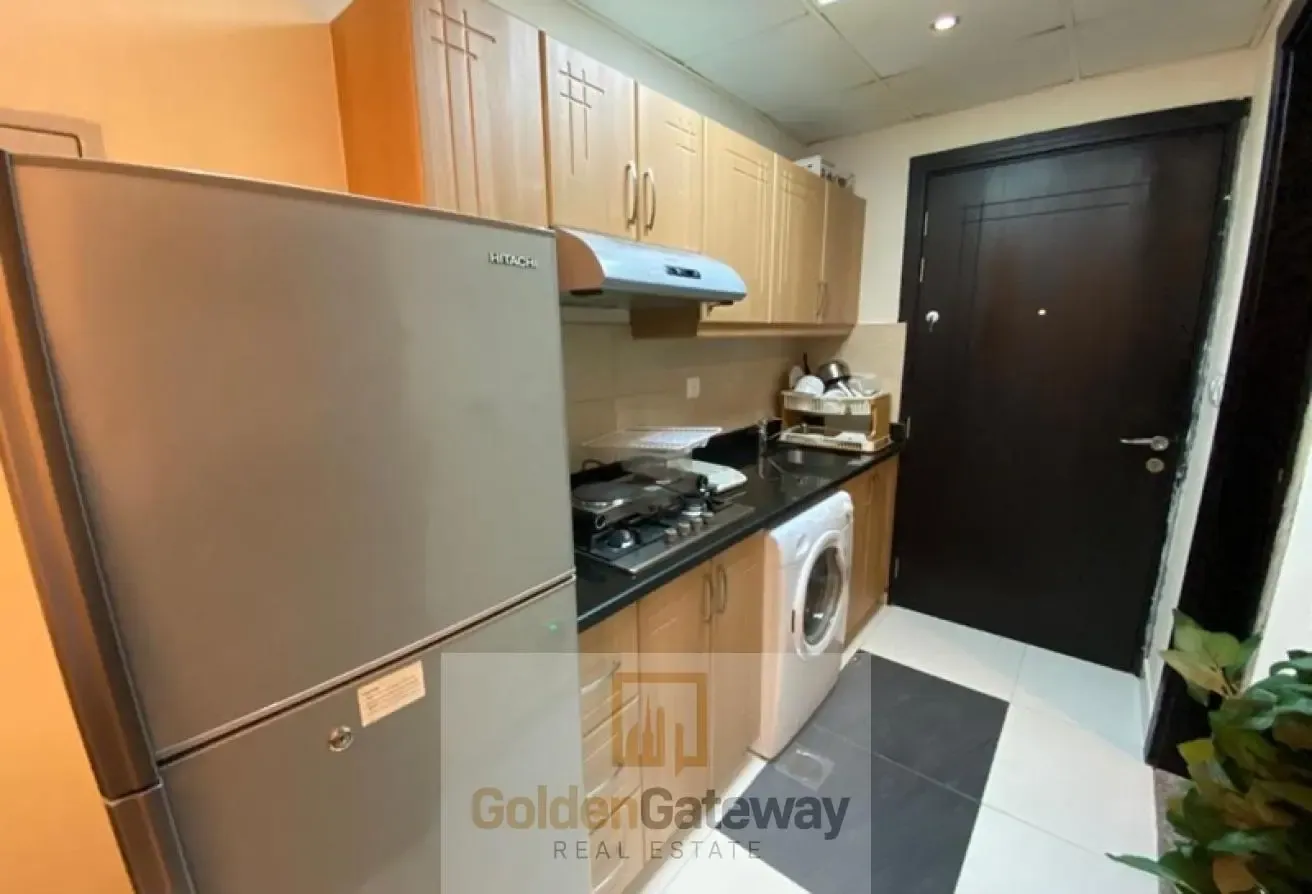 Spacious Unit | High Floor | Best Investment