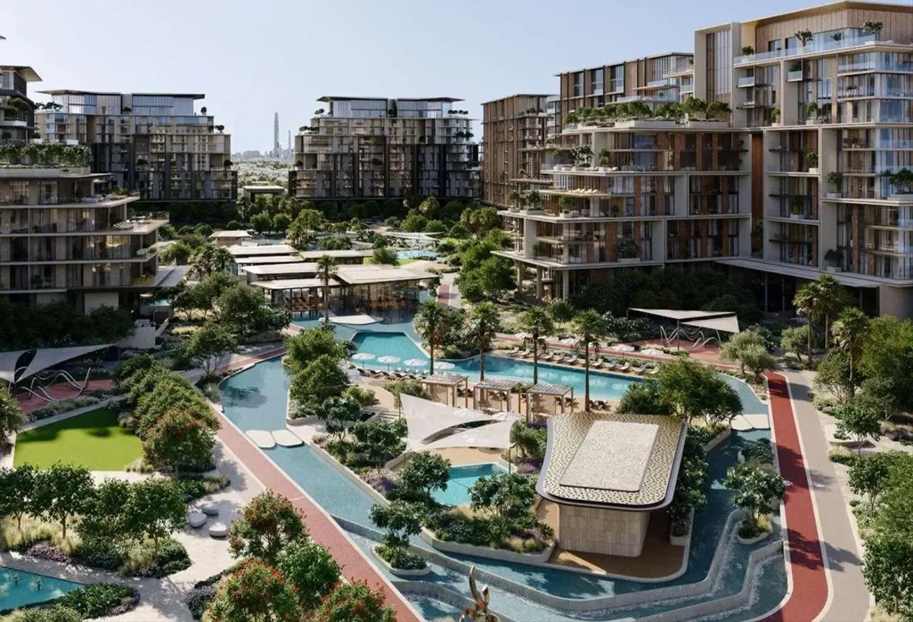 Urban Luxury | Lagoon View | Prime Location