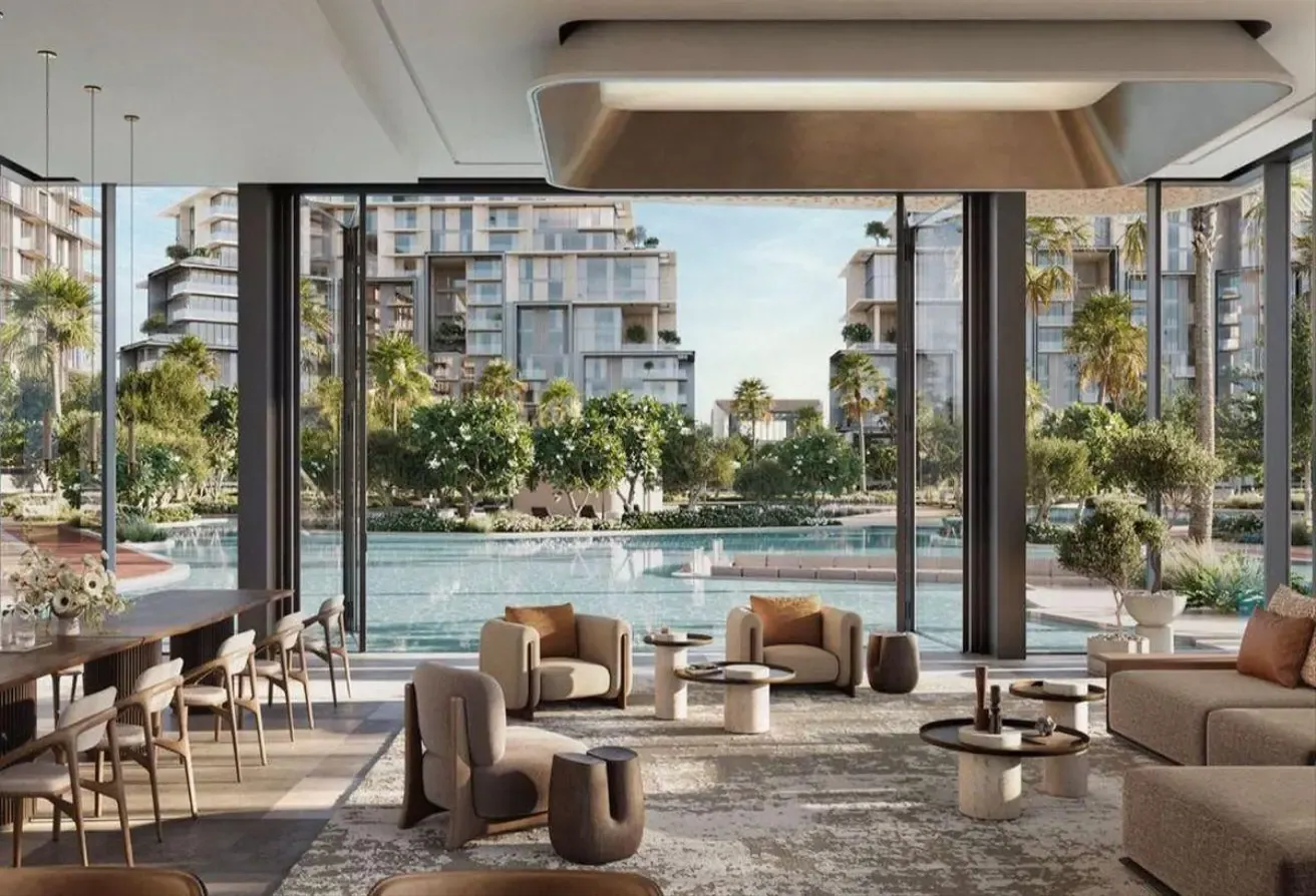 Urban Luxury | Lagoon View | Prime Location