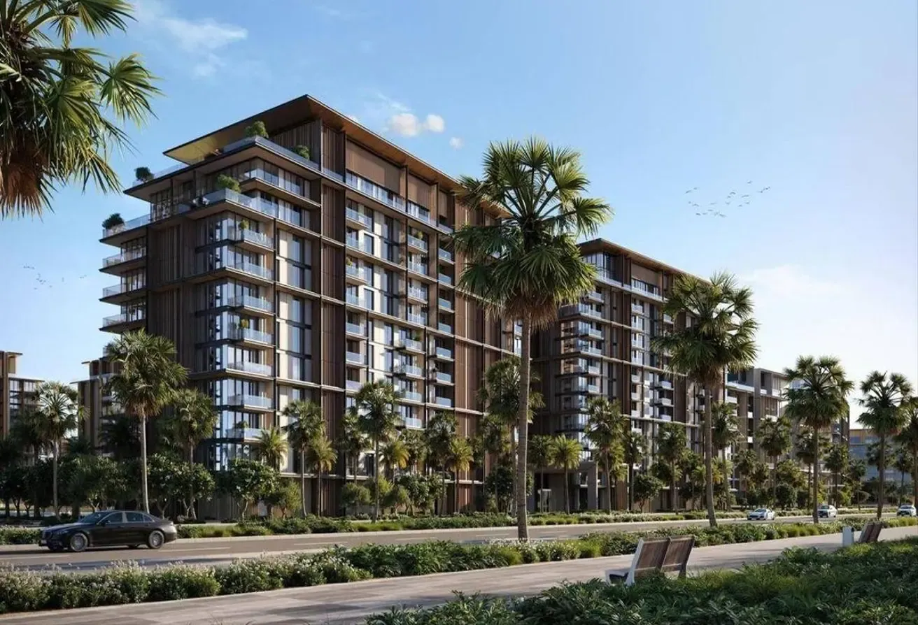 Urban Luxury | Lagoon View | Prime Location