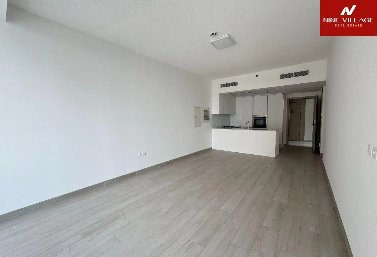 Elegant 3 BHK - Fully Furnished - Spacious Layout