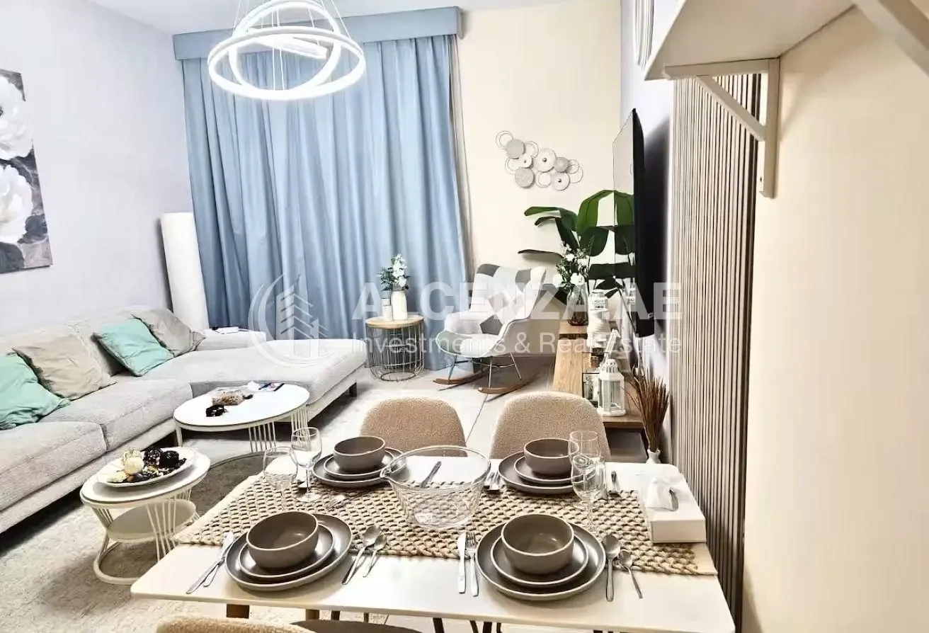 Furnished 1BR | Closed Kitchen |  Mid-Floor