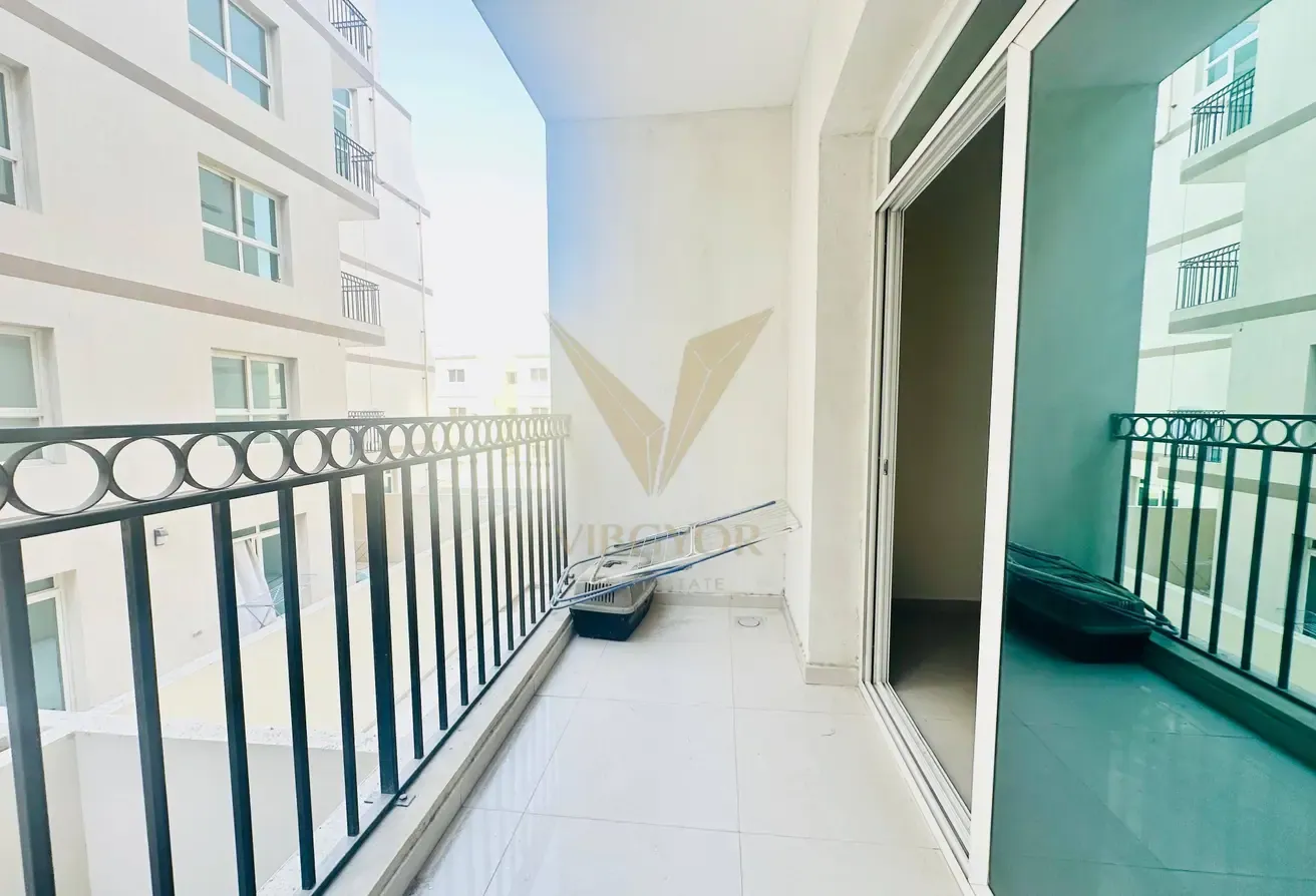 High ROI  Potential  Grand Studio in Sought After