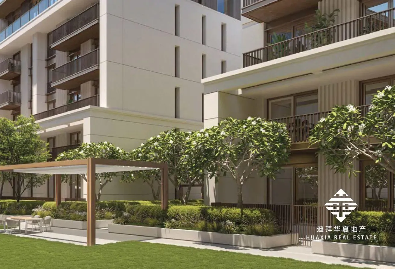 Resale |Exclusive |Corner Unit |Pool and Park View