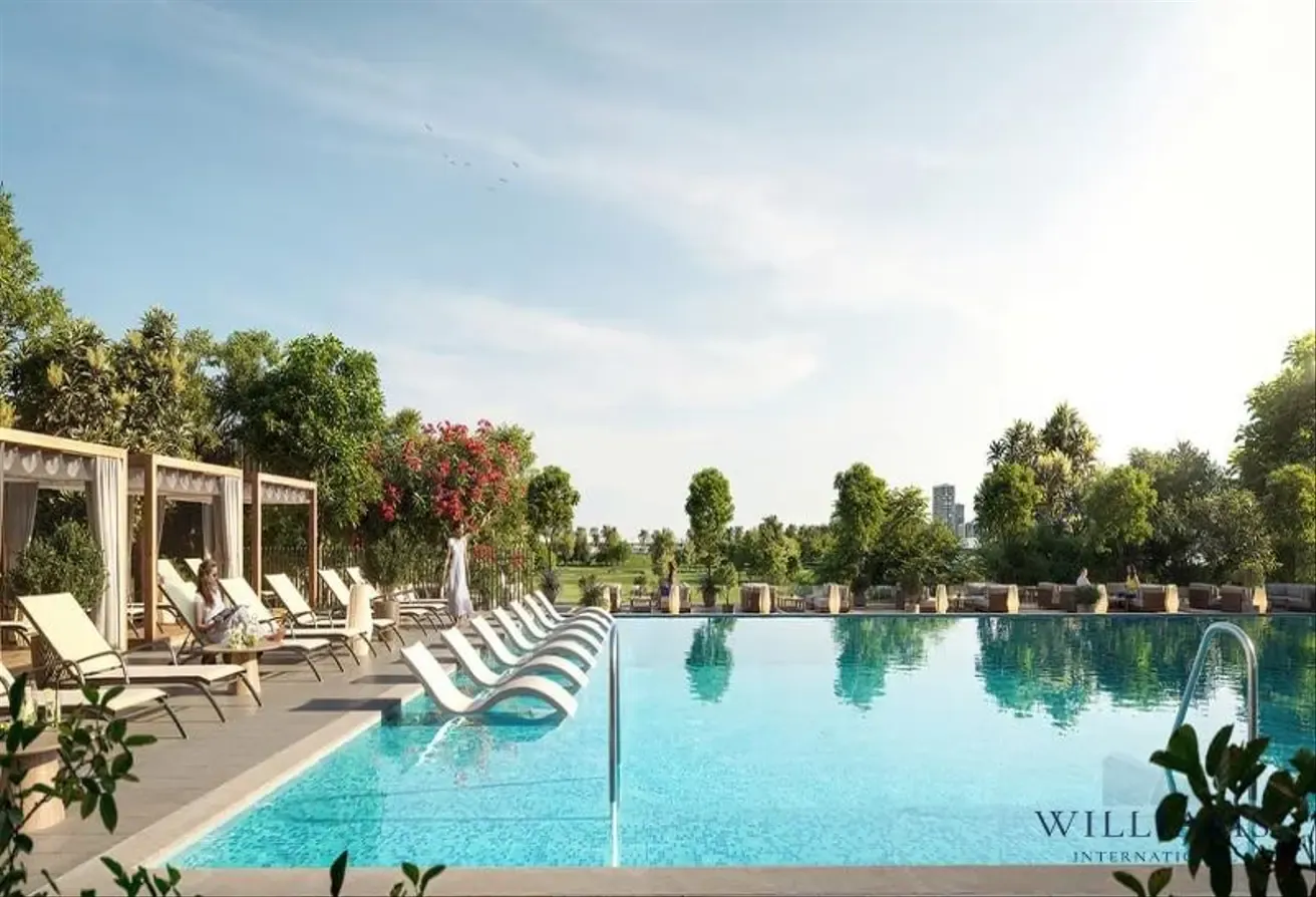 OP PRICE | LOW FLOOR | GOLF COURSE VIEW