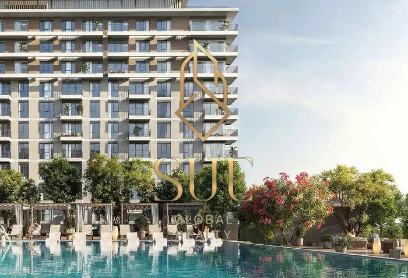 Open Golf Course View | 2 Bed | High Floor