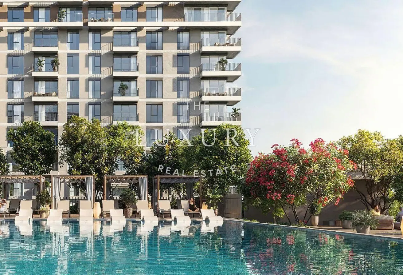 Modern 2BR Apartment | Balcony | Prime Location