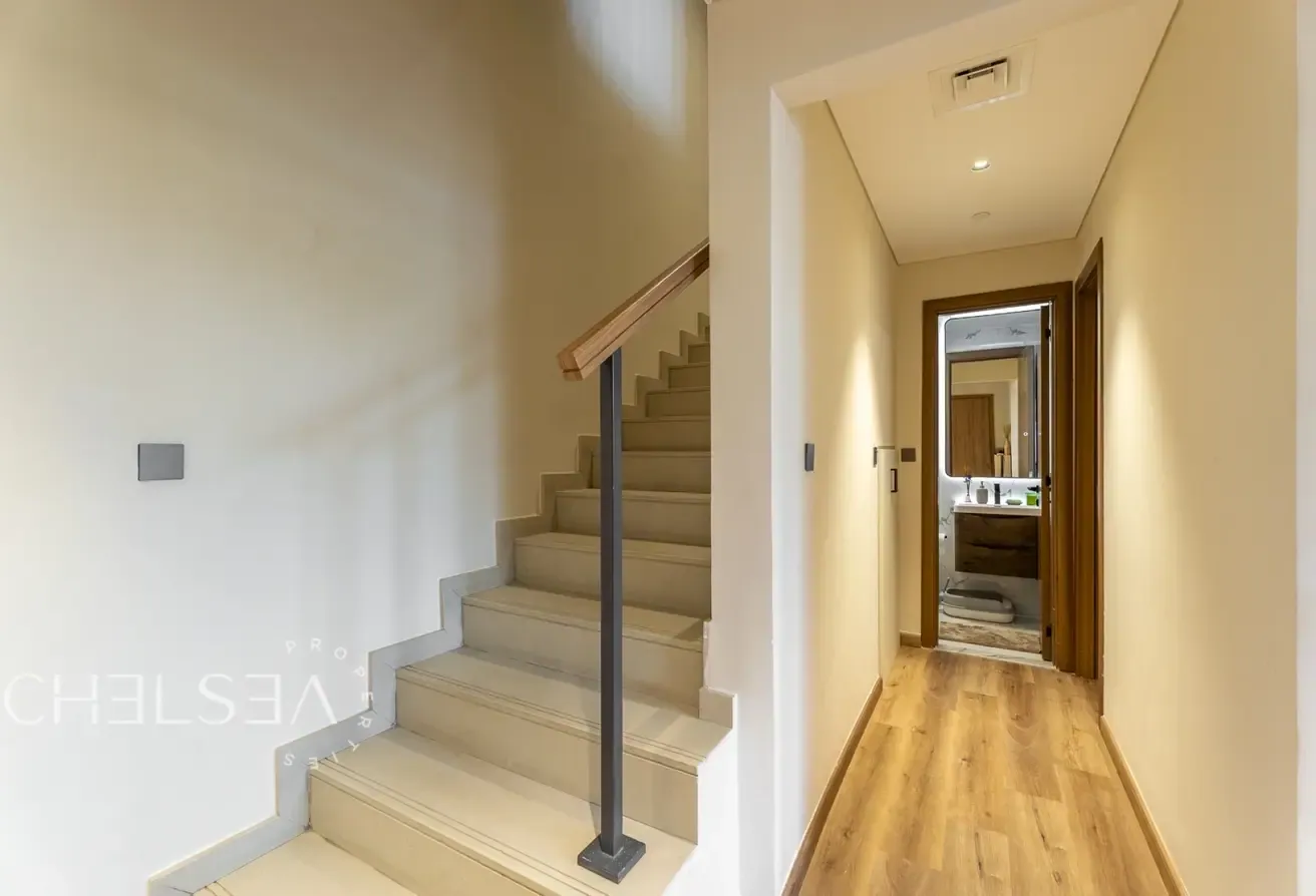 UPGRADED | PRIVATE GARDEN | DUPLEX | 2BR + MAID