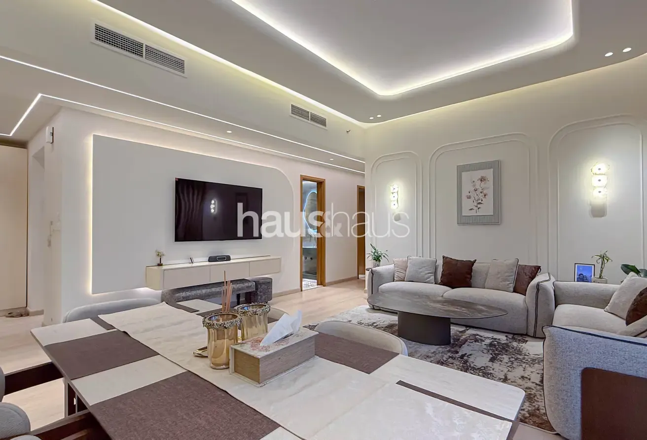 Fully Upgraded | Vacant on Transfer | Park View