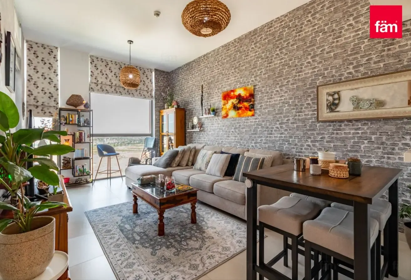 Highest Floor | Furnished | Stunning Views | Vot
